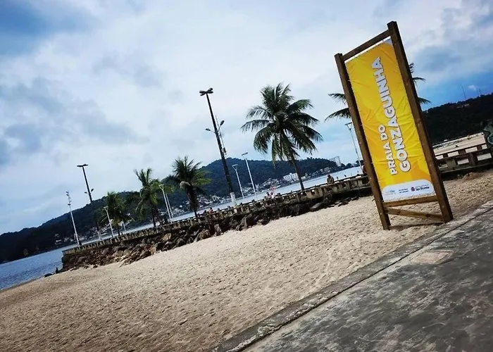 Flat Reformado A 350M Da Praia, Com Piscina