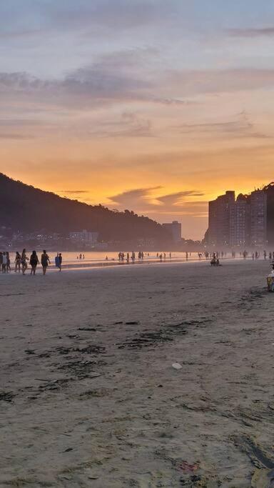 Flat Reformado A 350m Da Praia, Com Piscina Apartamento *