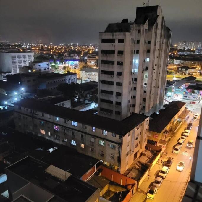 Apartamento Flat Reformado A 350m Da Praia, Com Piscina São Vicente